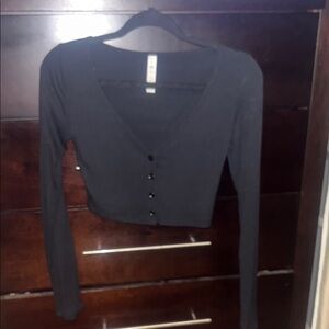 ALO Yoga Black Long Sleeve Cropped Button Down